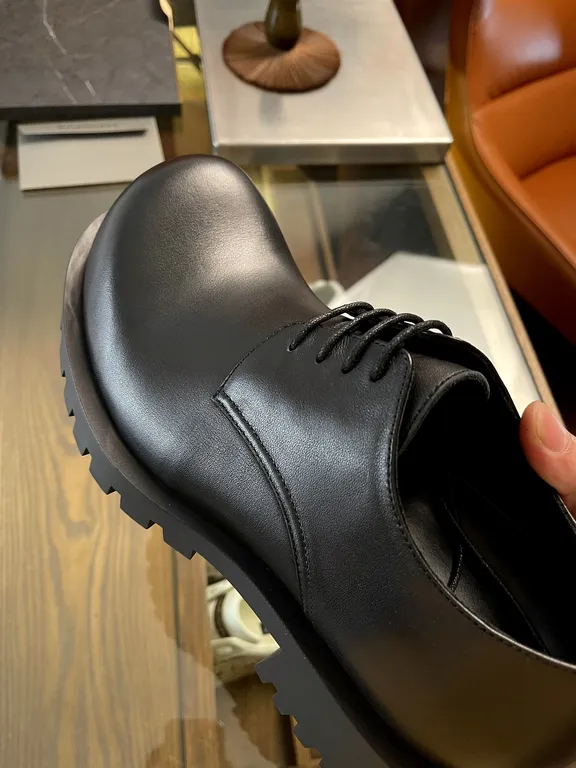 Balenciaga Shoe 